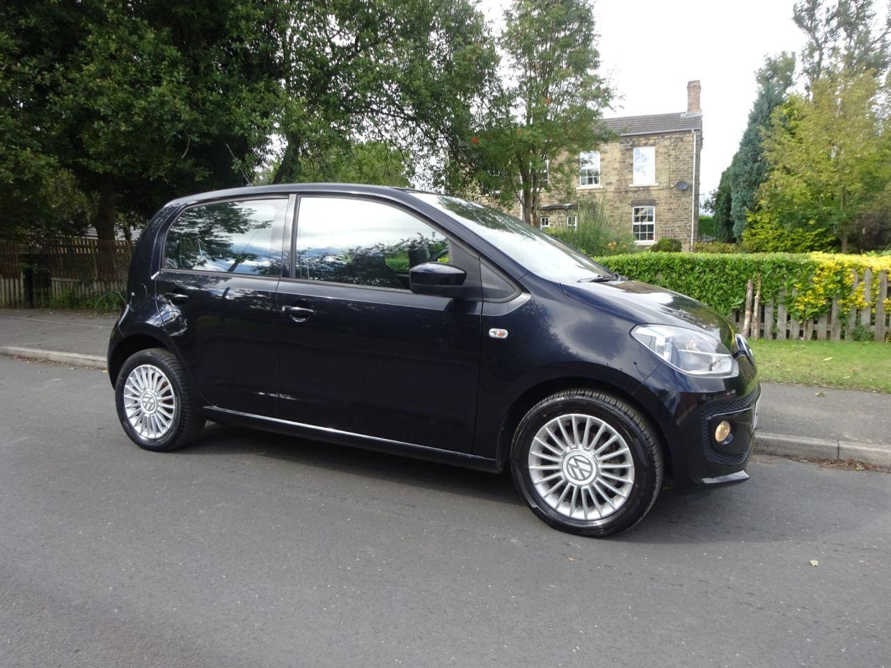 Used Volkswagen up! 2013 for sale - 76994916: Photo 2