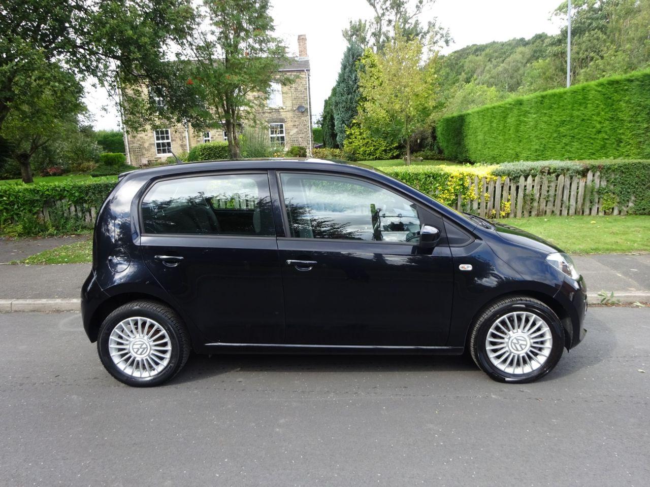 Used Volkswagen up! 2013 for sale - 76994916: Photo 3