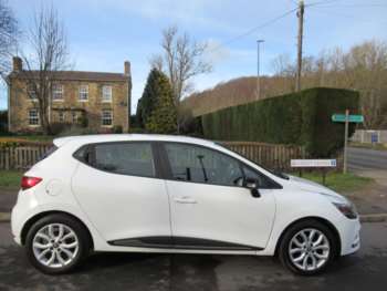 Used Renault Clio 2017 for sale - 74935392: Photo
