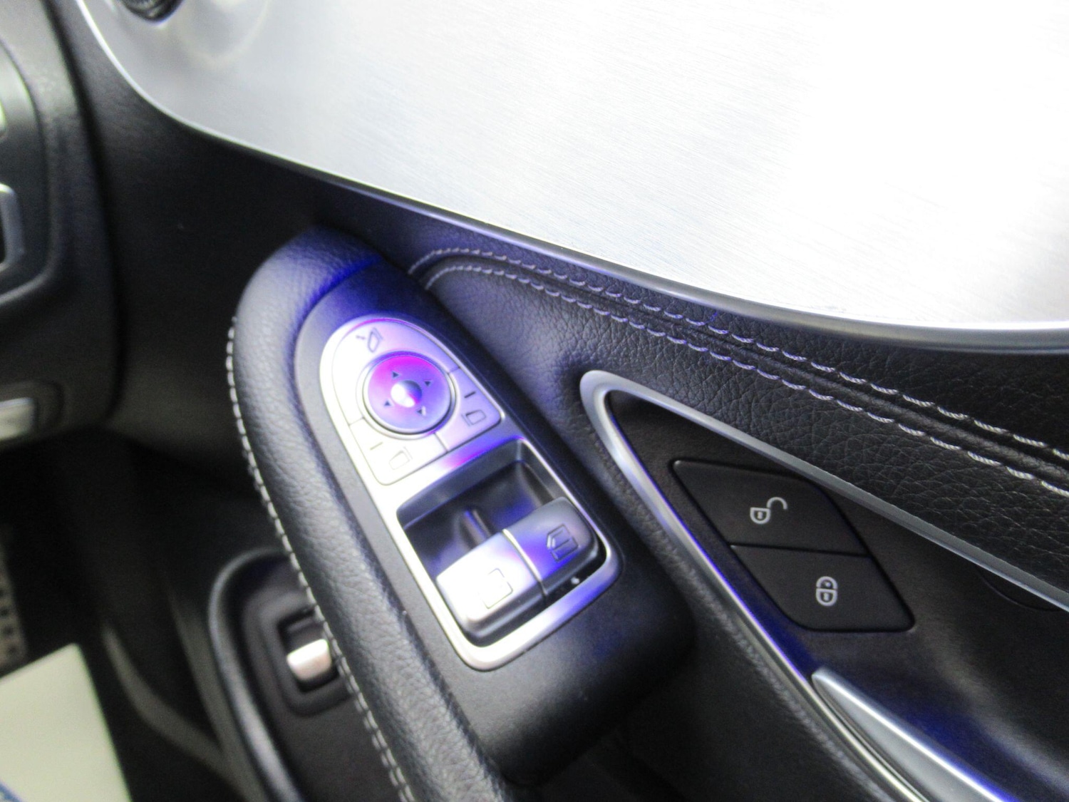 Used Mercedes-Benz C Class 2019 for sale - 77598670: Photo 31