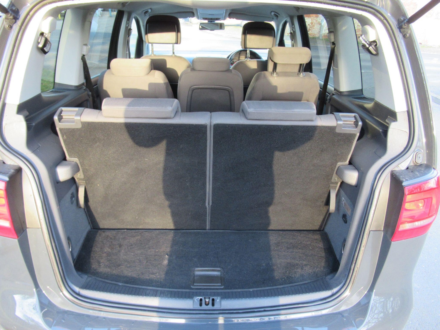 Used Volkswagen Touran 2014 for sale - 77793419: Photo 18