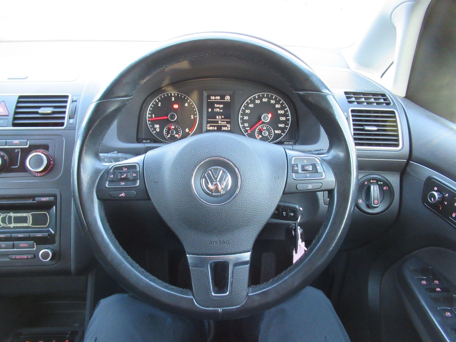 Used Volkswagen Touran 2014 for sale - 77793419: Photo 23