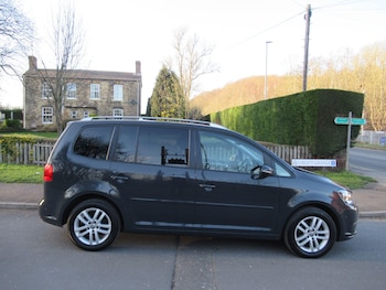 Used Volkswagen Touran 2014 for sale - 77793419: Photo