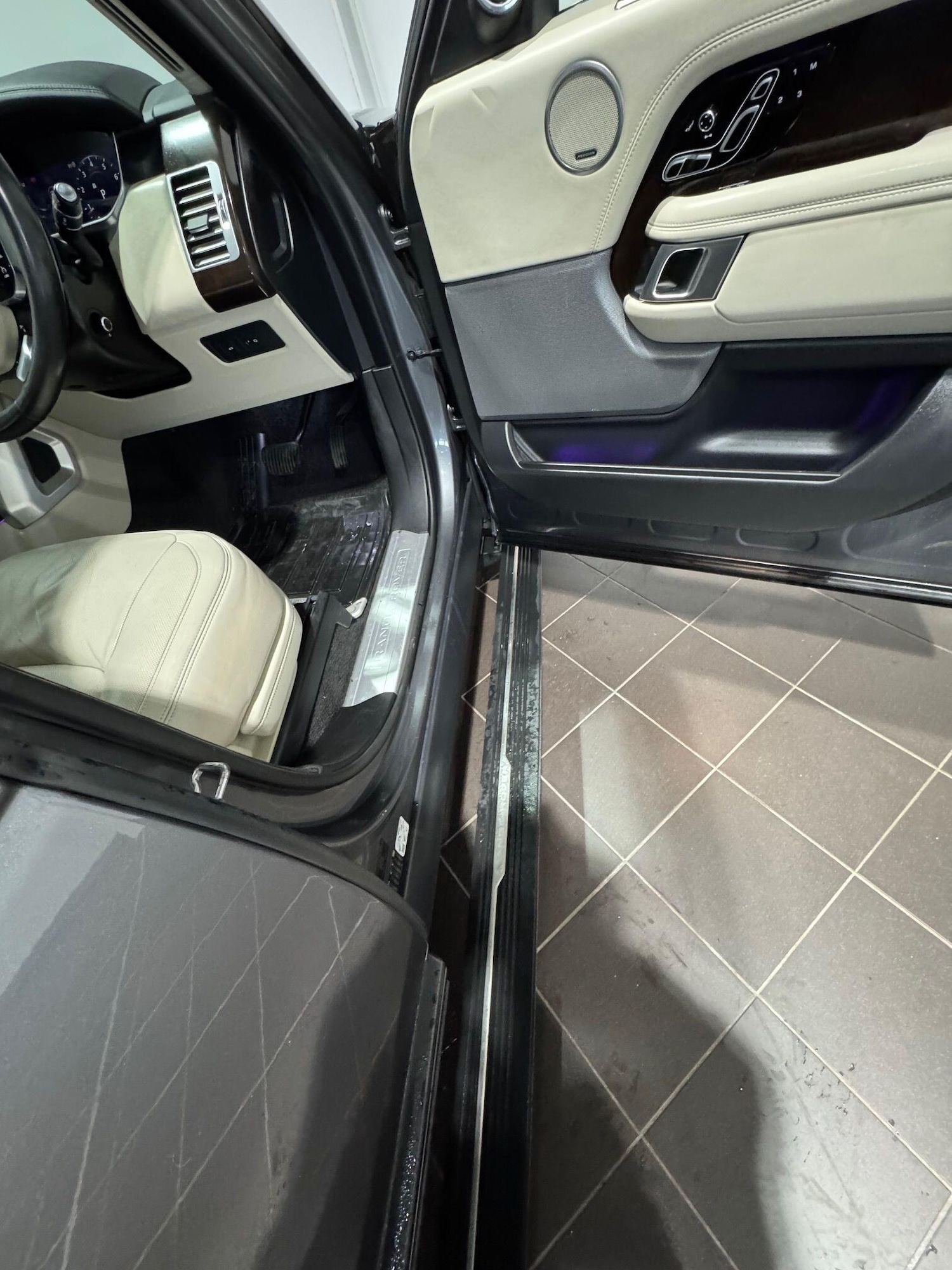 Used Land Rover Range Rover 2018 for sale - 77155985: Photo 29