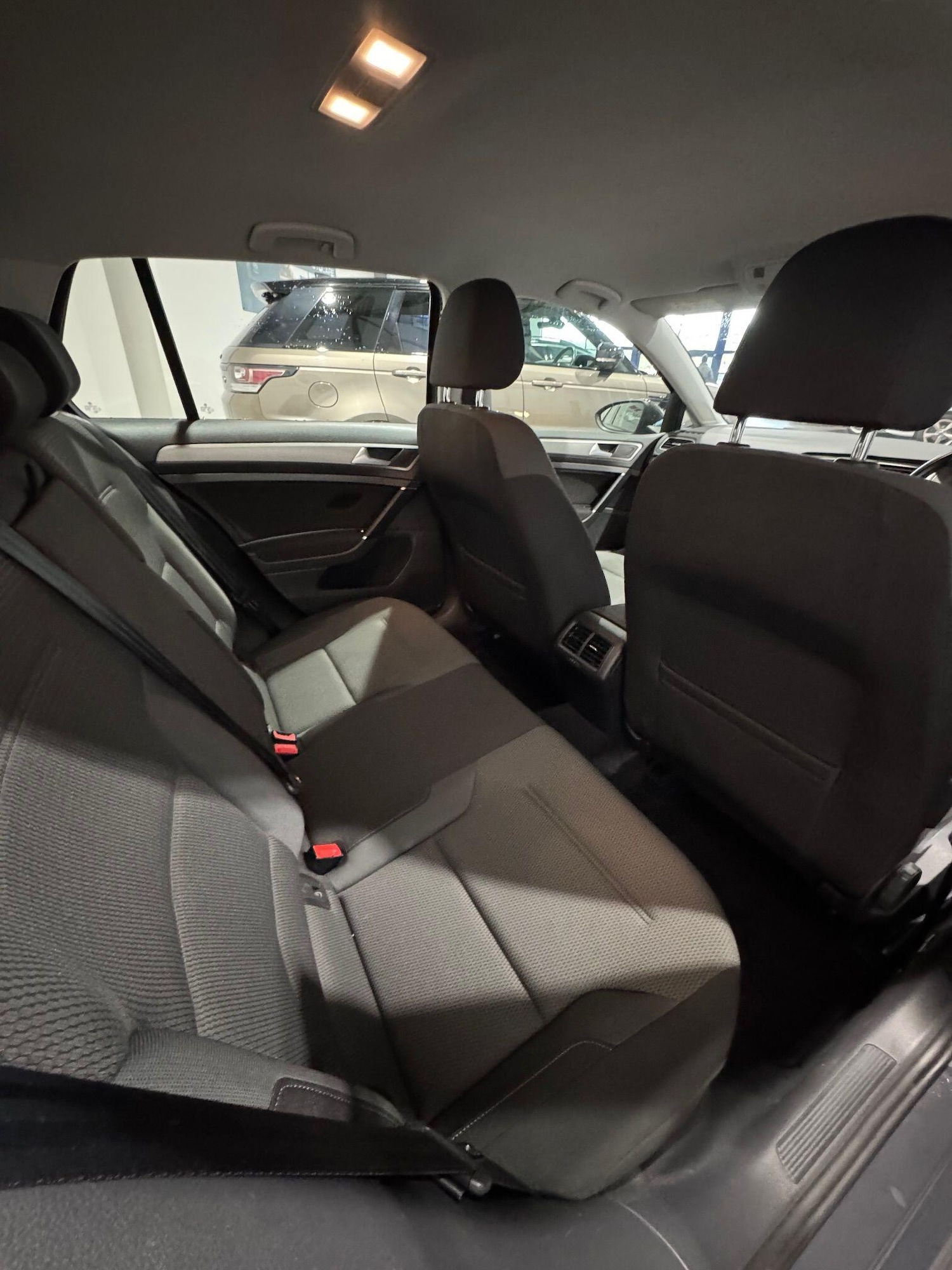 Used Volkswagen Golf 2017 for sale - 76865834: Photo 13