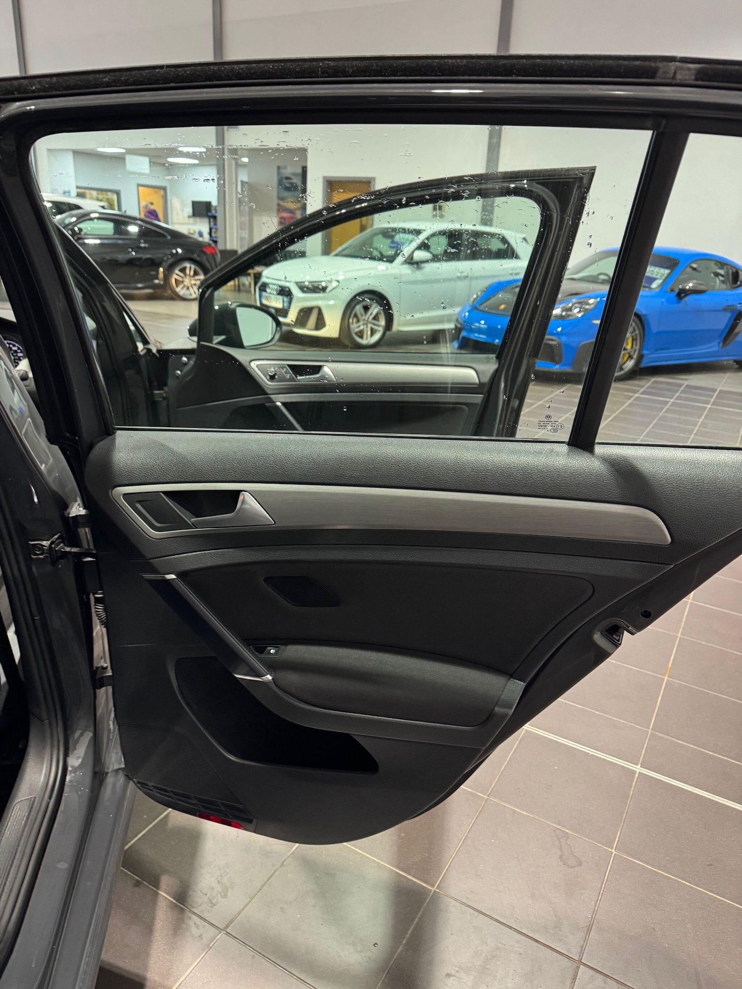 Used Volkswagen Golf 2017 for sale - 76865834: Photo 23