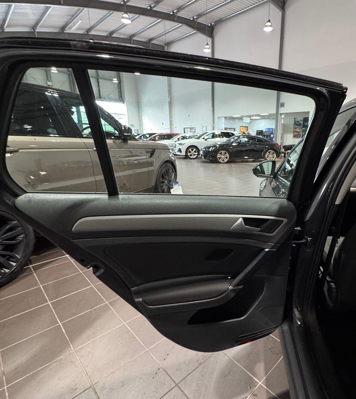 Used Volkswagen Golf 2017 for sale - 76865834: Photo 24