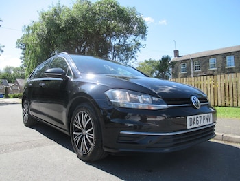 Used Volkswagen Golf 2017 for sale - 78878664: Photo