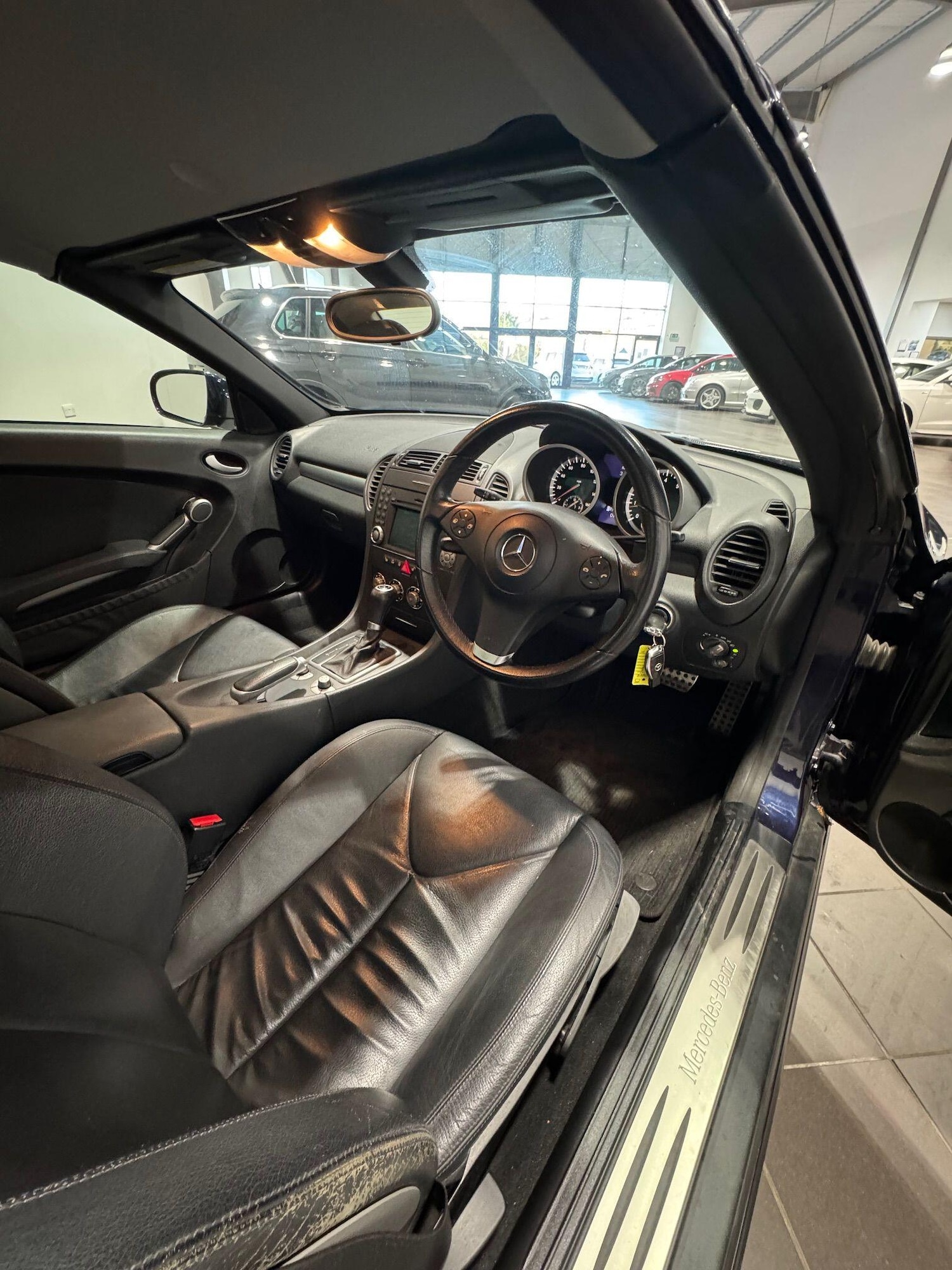 Used Mercedes-Benz SLK 2008 for sale - 76866189: Photo 13