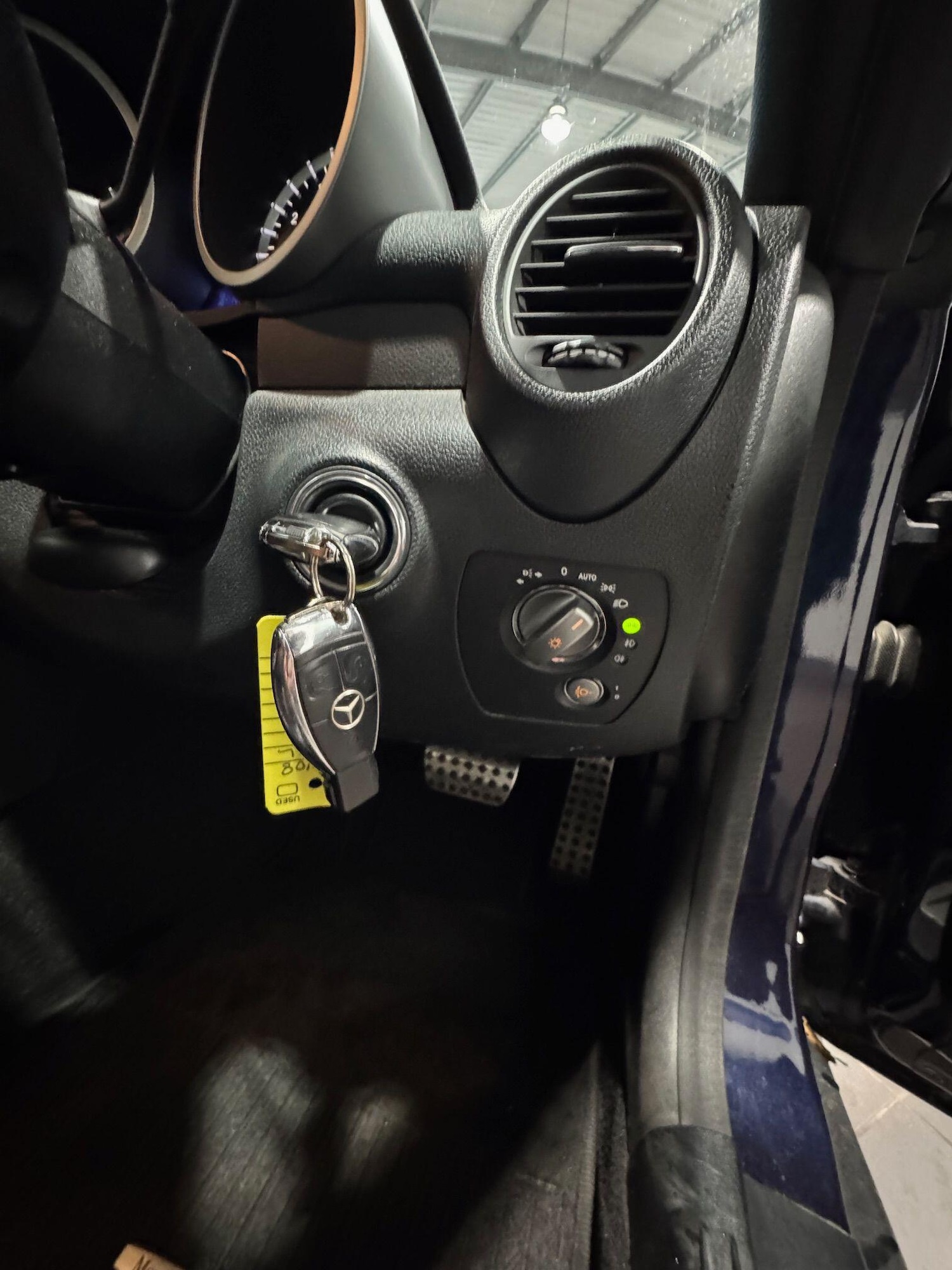 Used Mercedes-Benz SLK 2008 for sale - 76866189: Photo 14