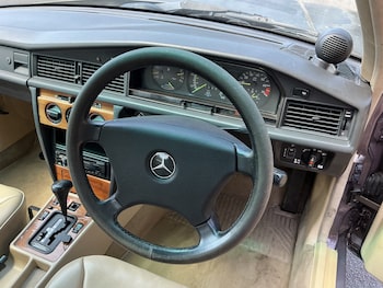 Used Mercedes-Benz 190 1992 for sale - 79255224: Photo