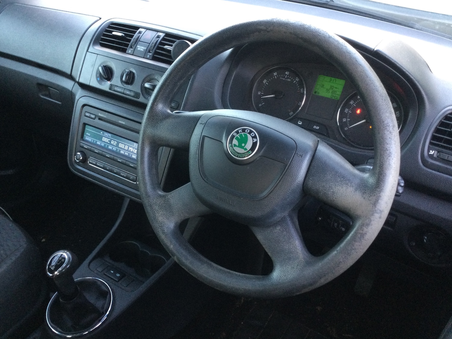 Used Skoda Fabia 2010 for sale - 76519210: Photo 2