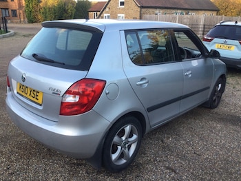 Used Skoda Fabia 2010 for sale - 76519210: Photo