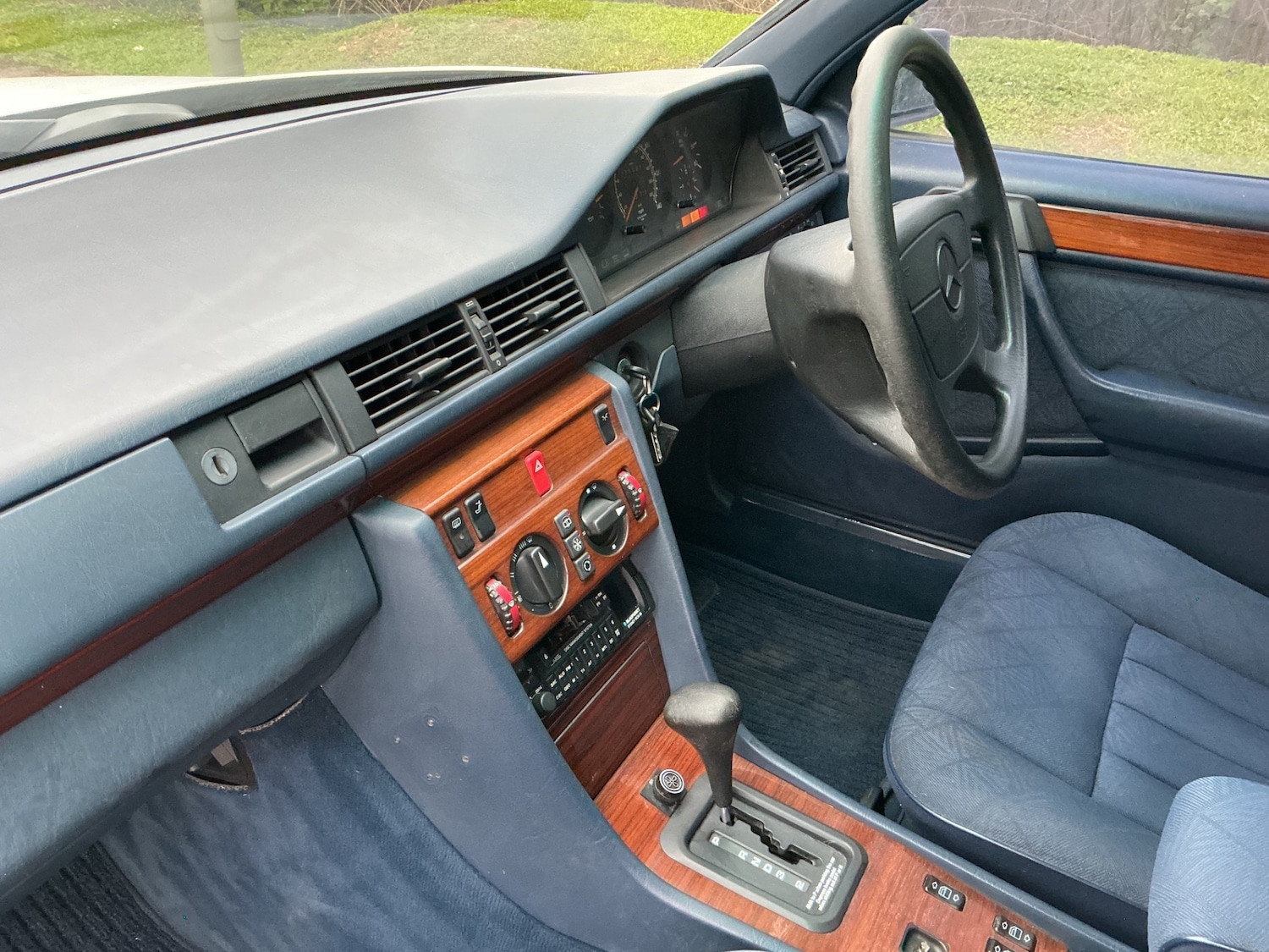 Used Mercedes-Benz E Class 1994 for sale - 78118497: Photo 18