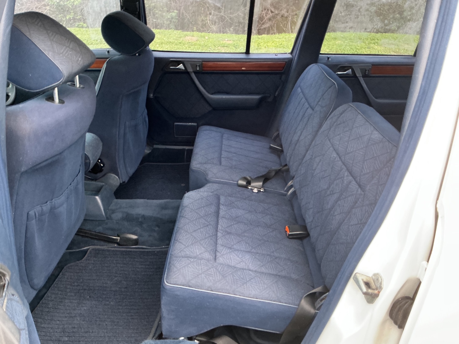 Used Mercedes-Benz E Class 1994 for sale - 78118497: Photo 7