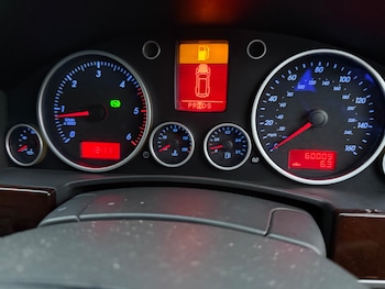 Used Volkswagen Touareg 2018 for sale - 76450641: Photo