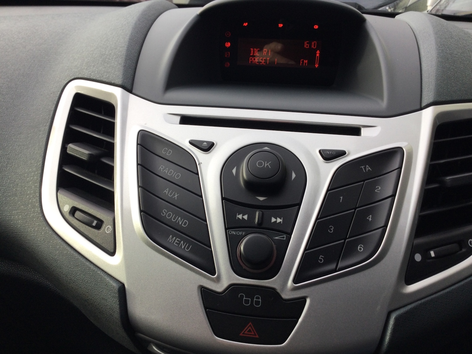 Used Ford Fiesta 2009 for sale - 76566474: Photo 13