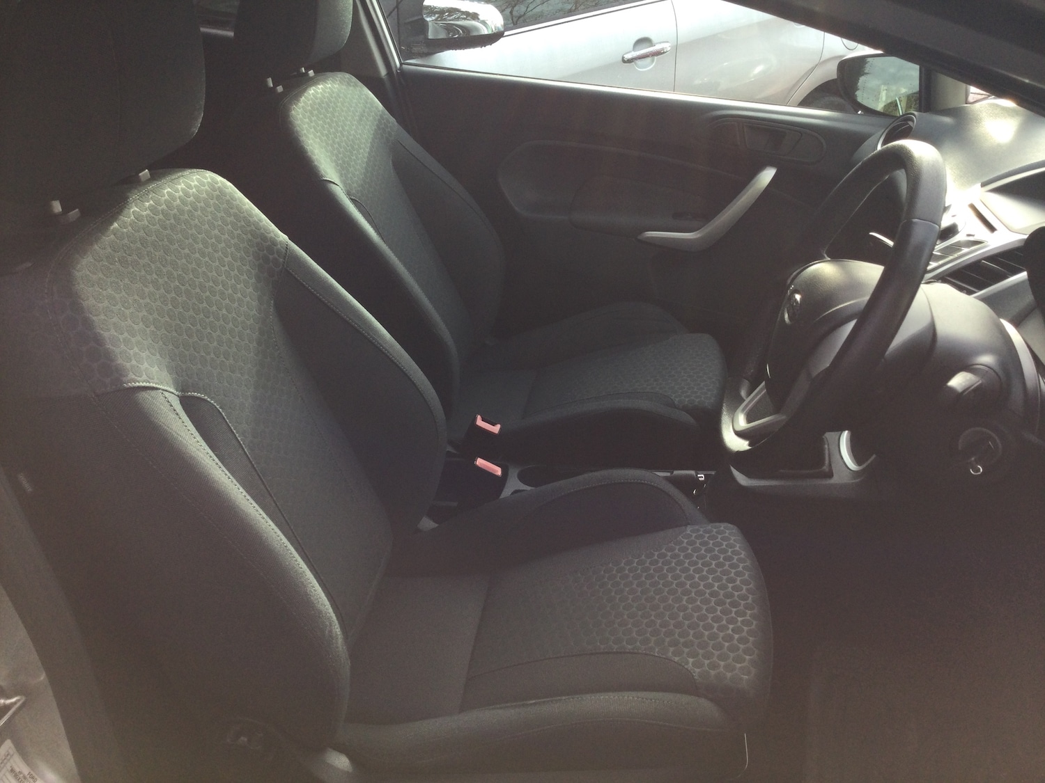 Used Ford Fiesta 2009 for sale - 76566474: Photo 3