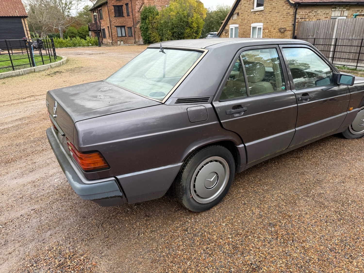 Used Mercedes-Benz 190 1992 for sale - 76479954: Photo 9