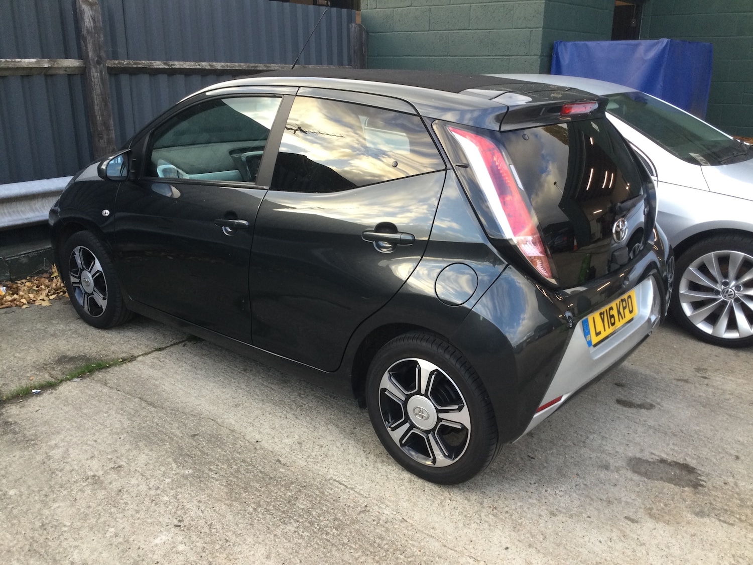 Used Toyota AYGO 2016 for sale - 76419818: Photo 2