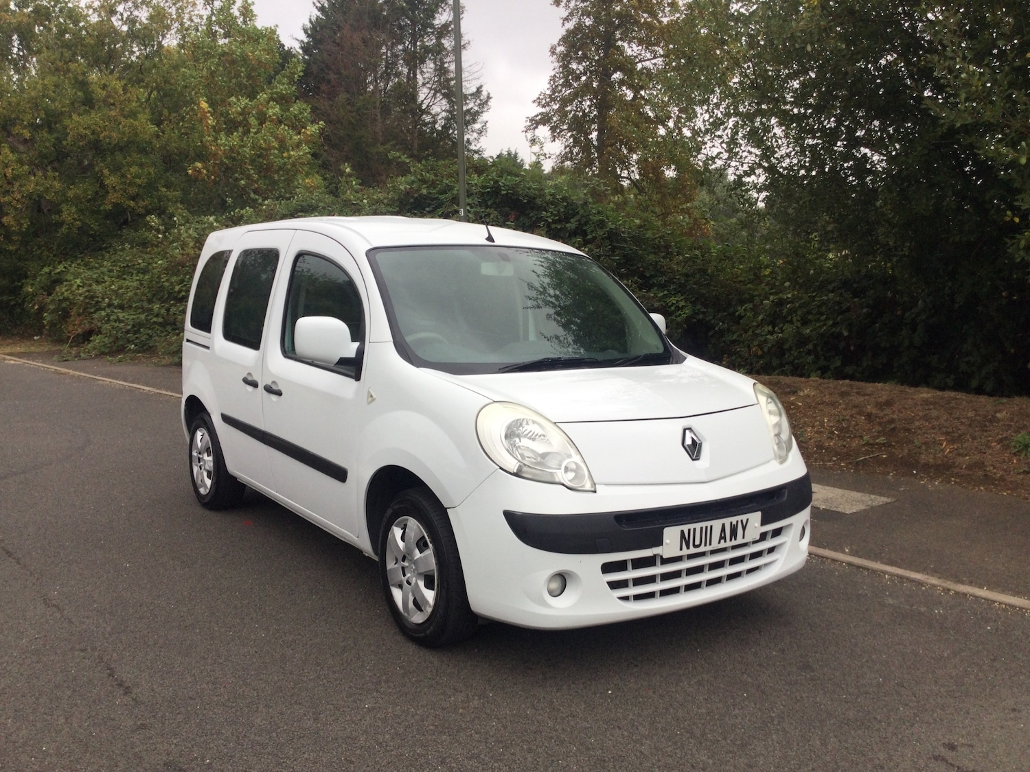 Used Renault Kangoo 2011 for sale - 75726196: Photo 2