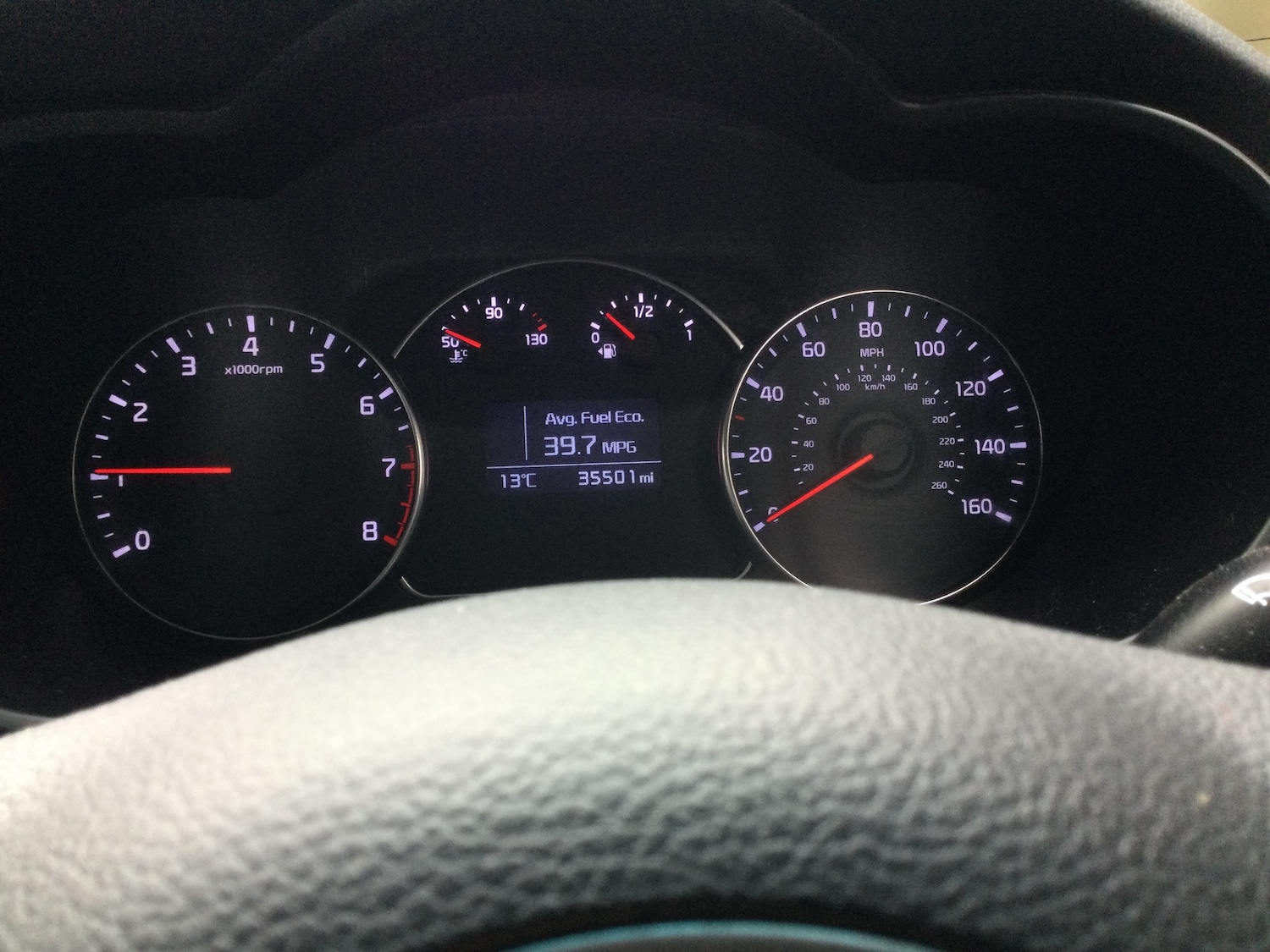 Used Kia Carens 2018 for sale - 76030885: Photo 2