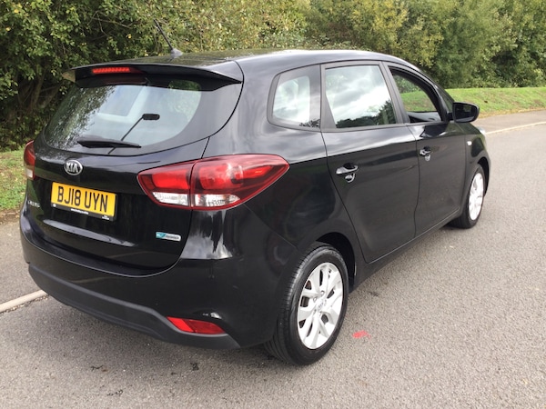 Used Kia Carens 2018 for sale - 76030885: Photo 5