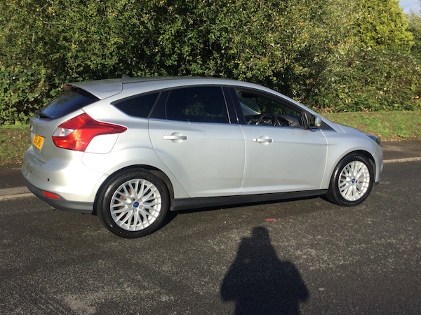 Used Ford Focus 2011 for sale - 75933246: Photo 4