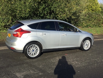 Used Ford Focus 2011 for sale - 75933246: Photo 4
