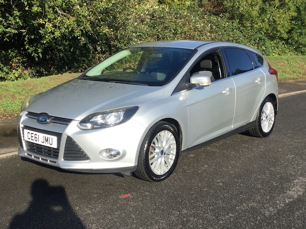 Used Ford Focus 2011 for sale - 75933246: Photo 9