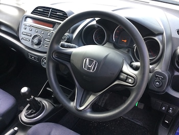 Used Honda Jazz 2011 for sale - 75178509: Photo