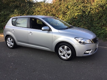 2009 (59) - 1.6 2 5dr