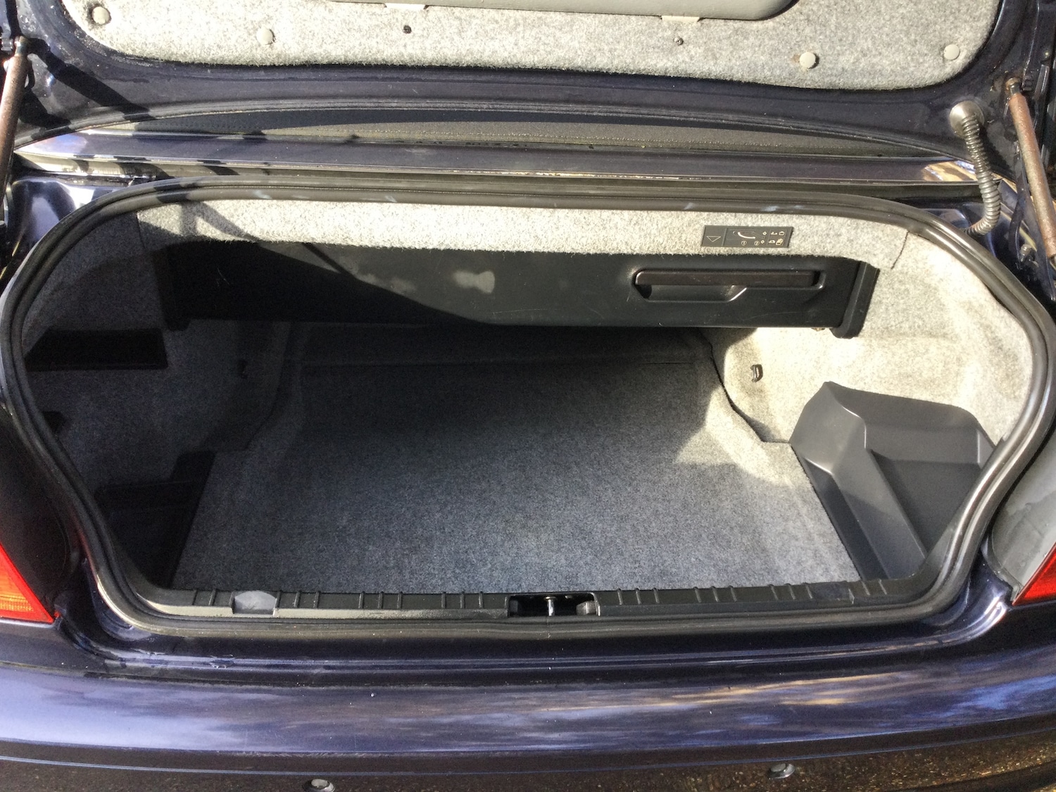 Used BMW 3 Series 2003 for sale - 76830803: Photo 19