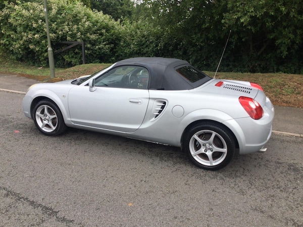 Used Toyota MR2 2003 for sale - 74776798: Photo 18
