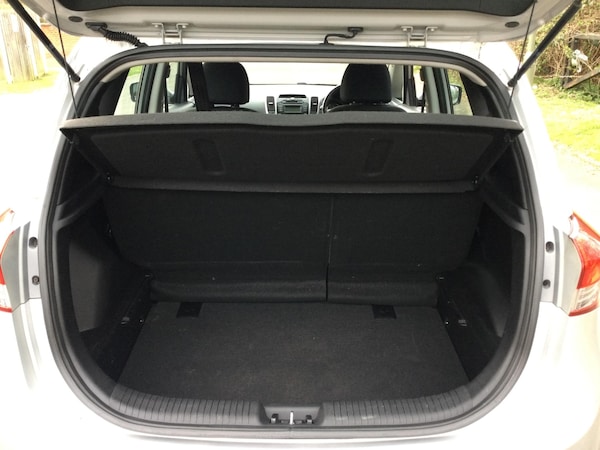 Used Hyundai Ix20 2016 for sale - 68142928: Photo 9
