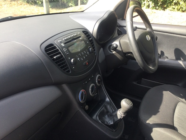 Used Hyundai i10 2011 for sale - 74196950: Photo 10