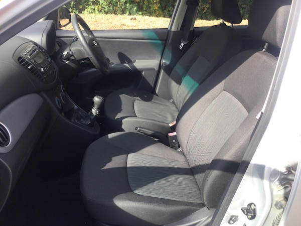 Used Hyundai i10 2011 for sale - 74196950: Photo 12