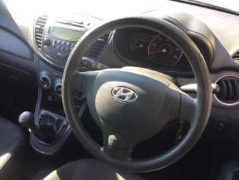 Used Hyundai i10 2011 for sale - 74196950: Photo