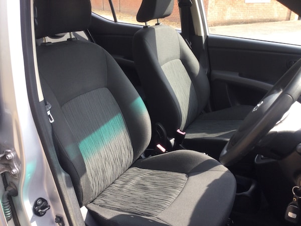 Used Hyundai i10 2011 for sale - 74196950: Photo 4