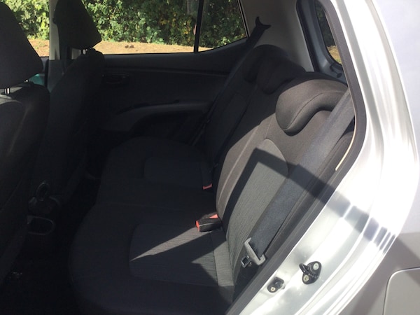 Used Hyundai i10 2011 for sale - 74196950: Photo 9