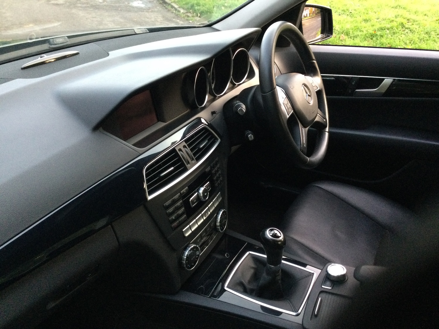 Used Mercedes-Benz C Class 2013 for sale - 76477573: Photo 8