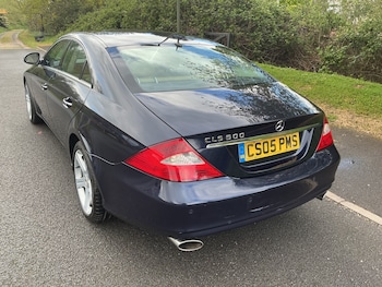 Used Mercedes-Benz CLS 2005 for sale - 78224782: Photo