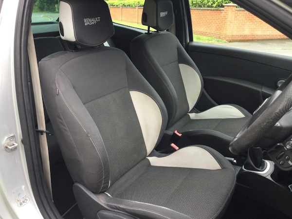 Used Renault Clio 2010 for sale - 74958575: Photo 15