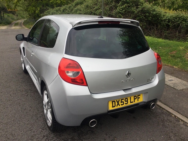 Used Renault Clio 2010 for sale - 74958575: Photo 17