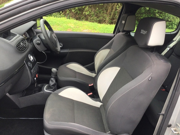 Used Renault Clio 2010 for sale - 74958575: Photo 4