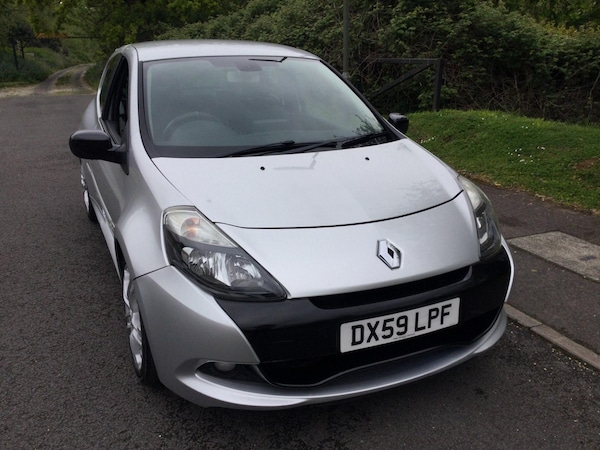 Used Renault Clio 2010 for sale - 74958575: Photo 7