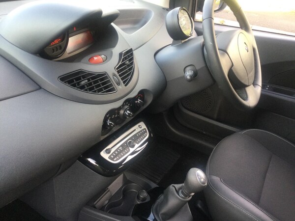 Used Renault Twingo 2011 for sale - 69558001: Photo 16