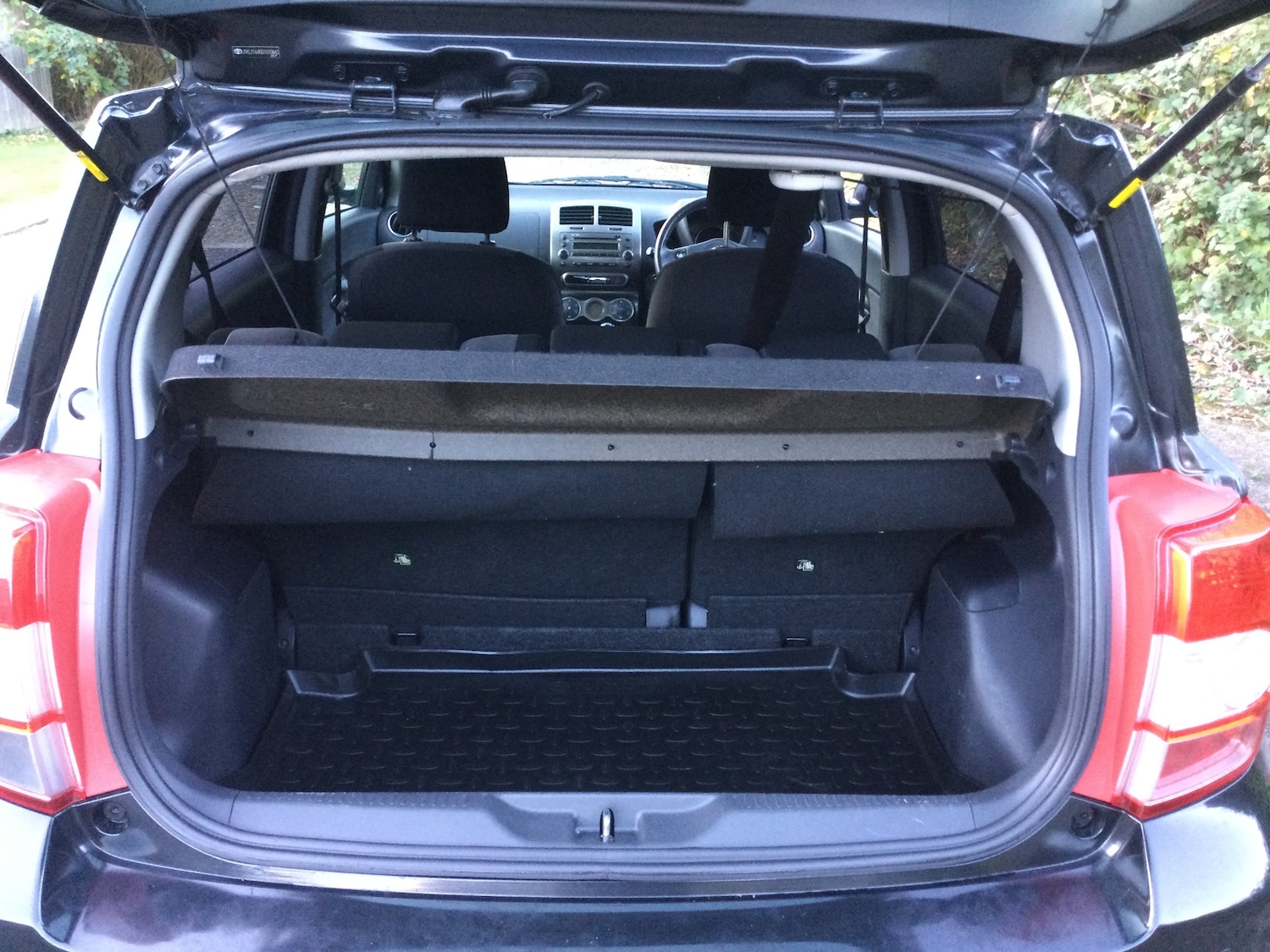 Used Toyota Urbancruiser 2012 for sale - 76374130: Photo 15