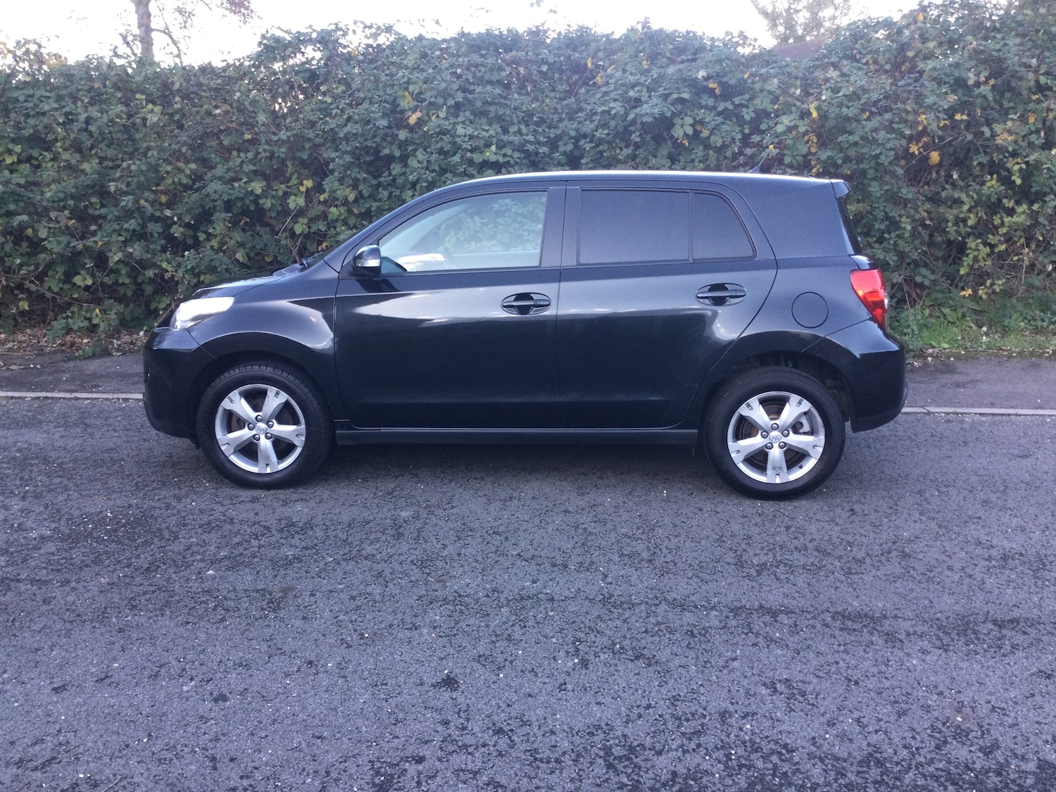 Used Toyota Urbancruiser 2012 for sale - 76374130: Photo 5