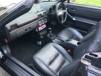 Used Toyota MR2 2004 for sale - 76265818: Photo